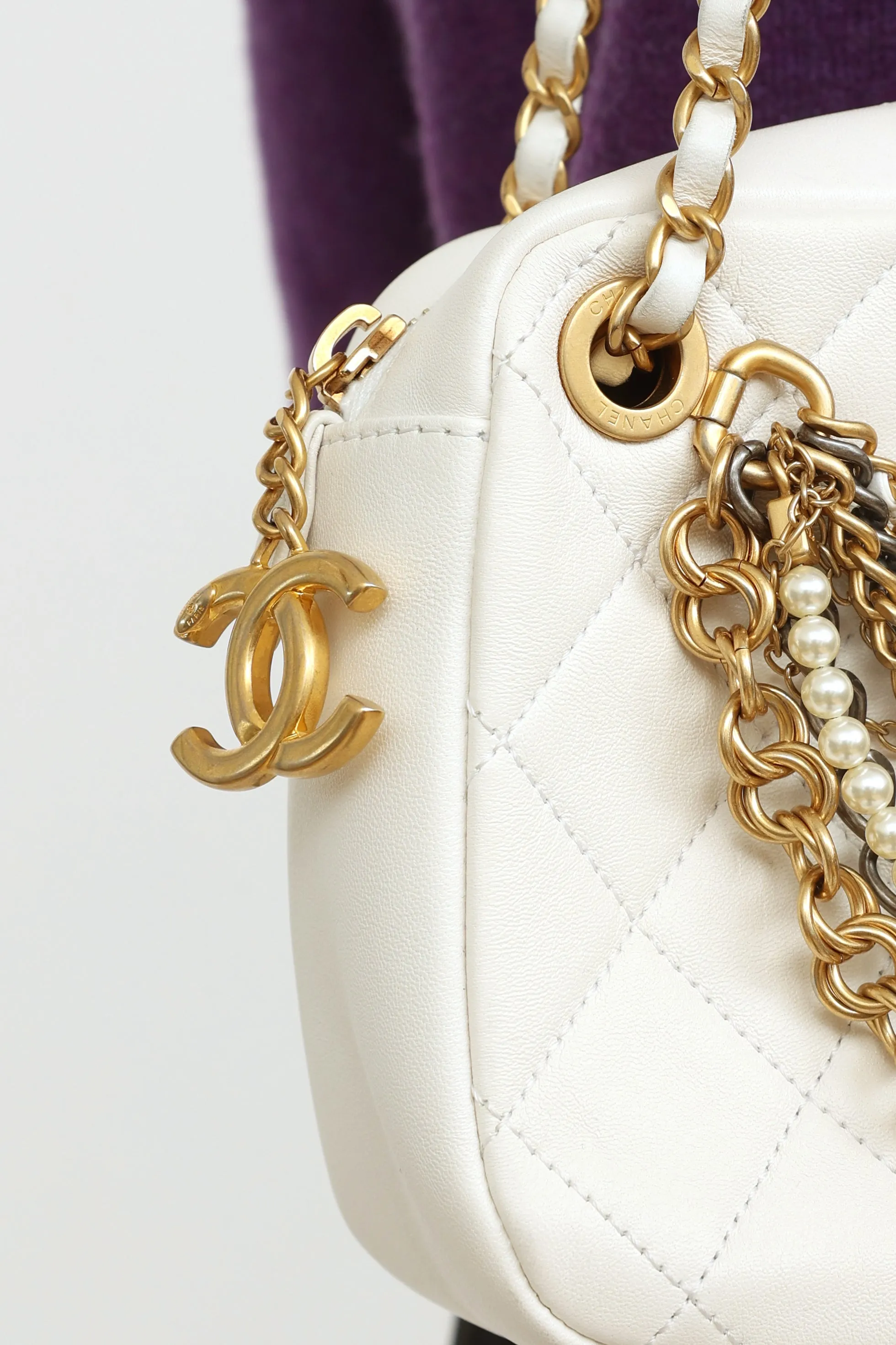 2019 White All About Chains Camera Bag