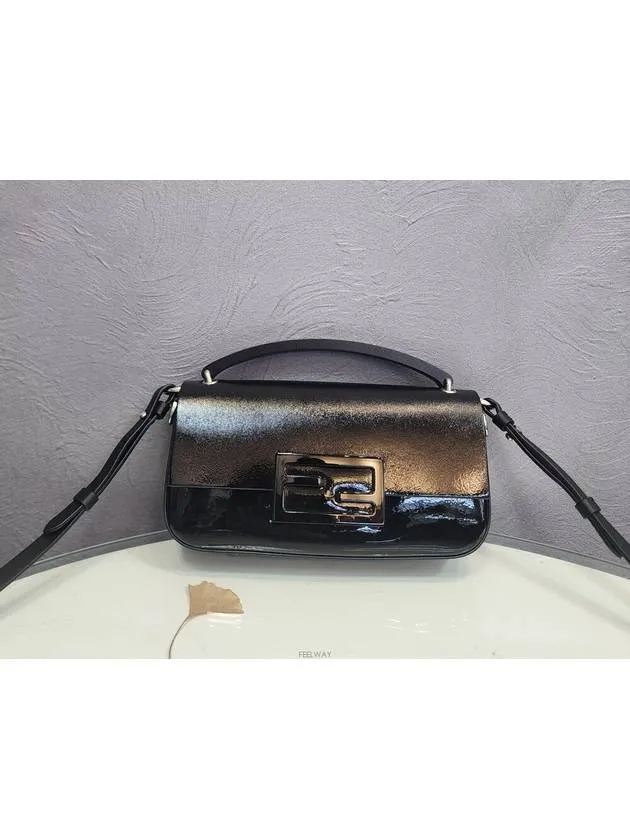 Baguette phone pouch mini cross bag