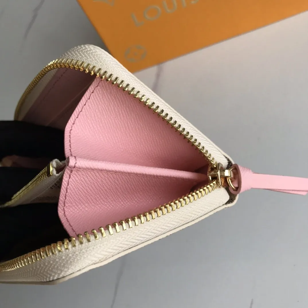 CE - New Wallets LUV 019