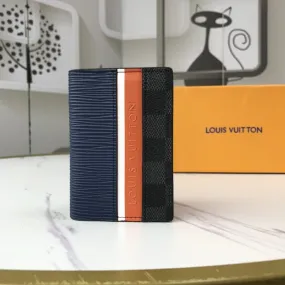 CE - New Wallets LUV 079