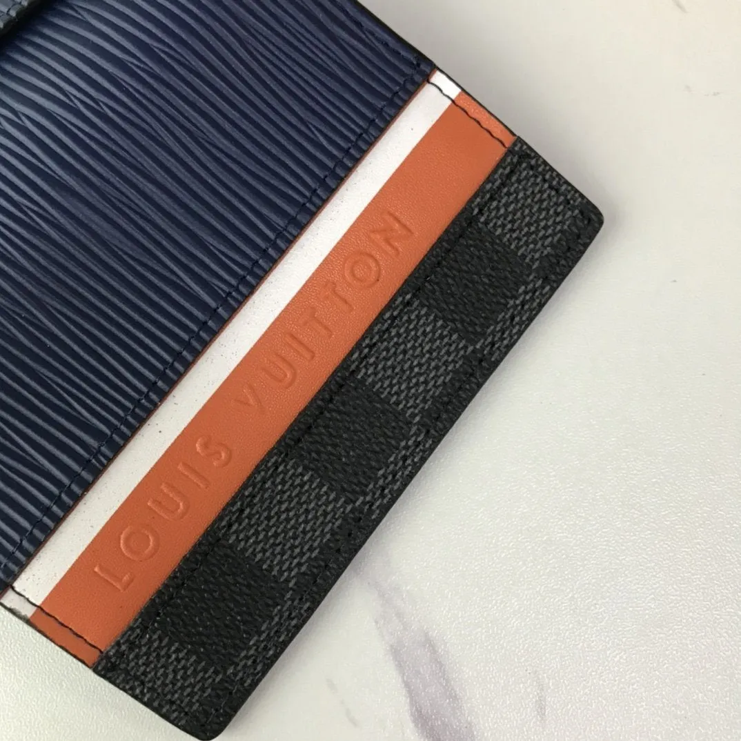 CE - New Wallets LUV 079