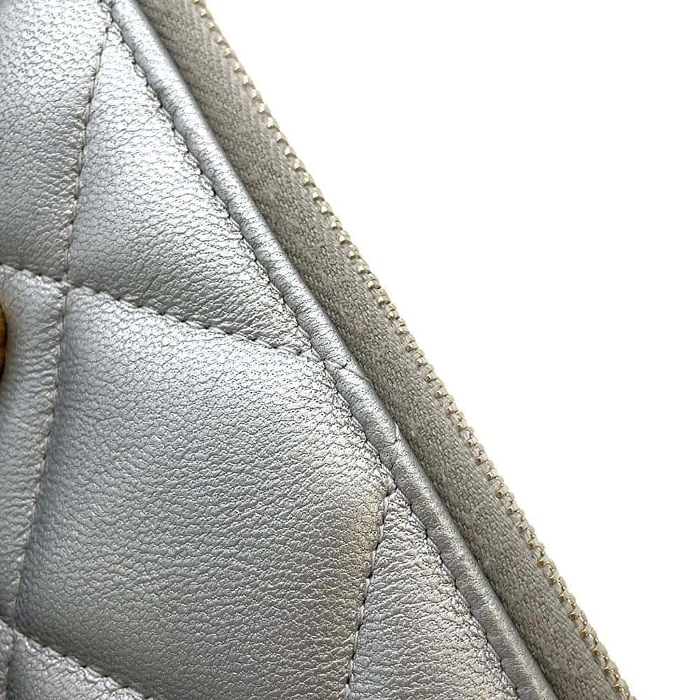 CHANEL Phone & Card Case Silver AP1182 Lambskin