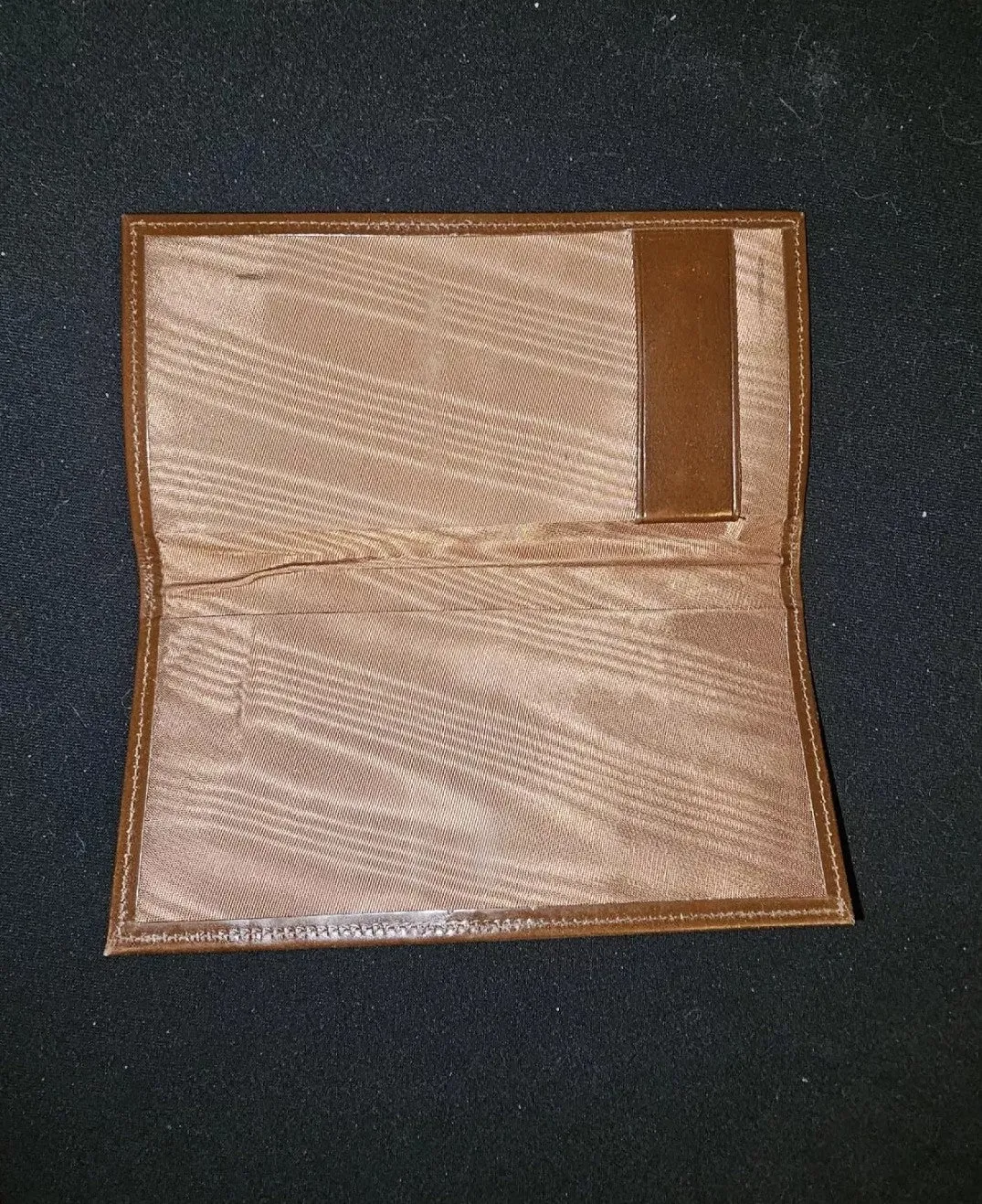 Dooney Bourke Vintage AWL Kisslock Ckbk Wallet Organizer Clutch  MINT