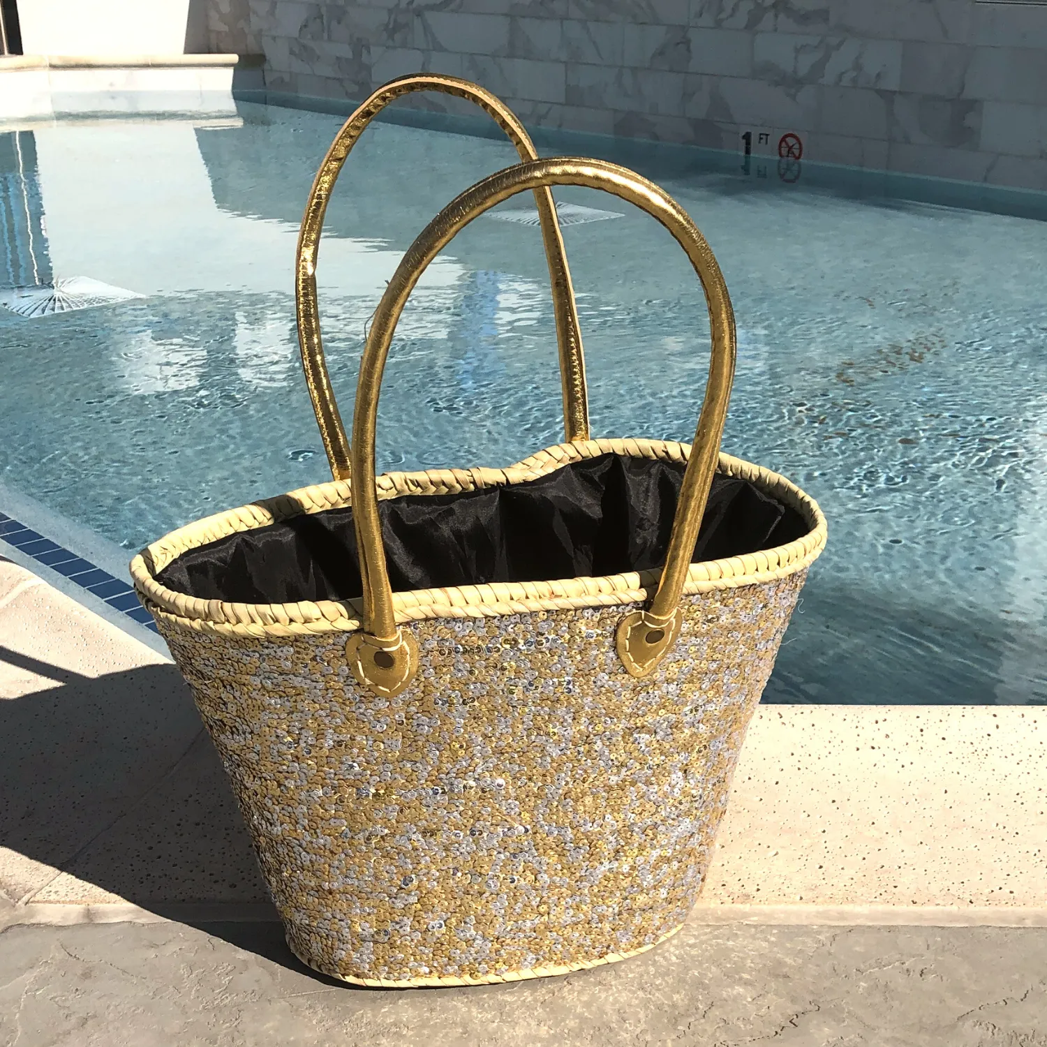 Medium Straw Shoulder Bag with Gold and Silver Sequins