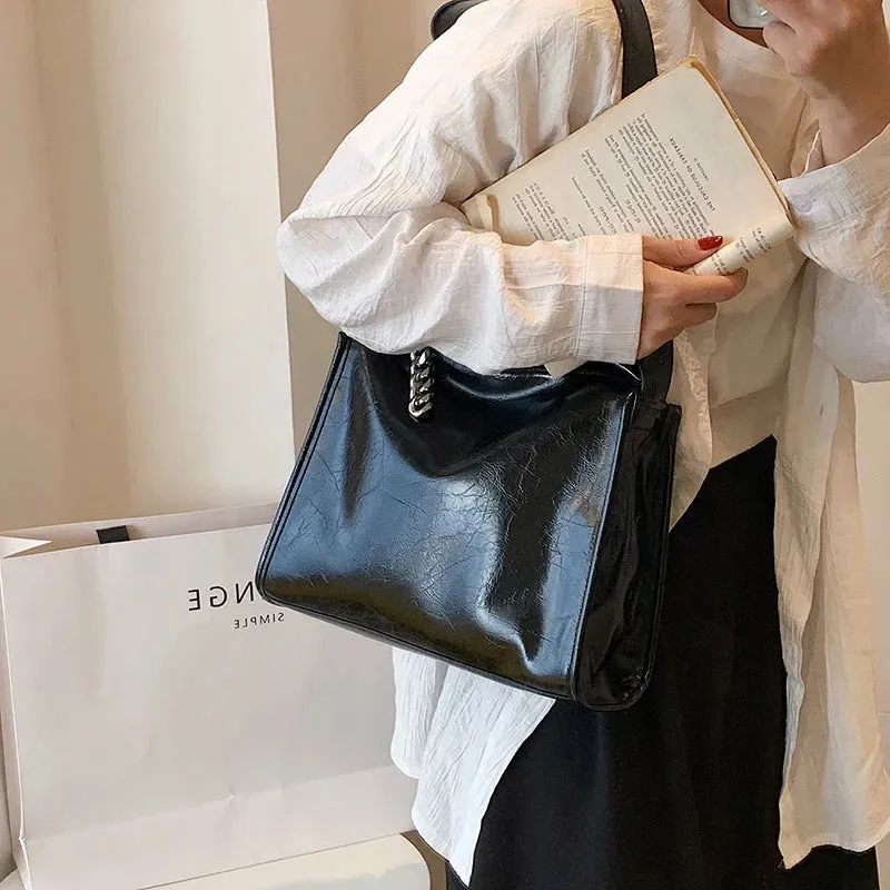 Small Silver Shoulder Bags for Women Designer Fashion Handbags Trend Leather Underarm Shoulder Side Ladies Crossbody Bag